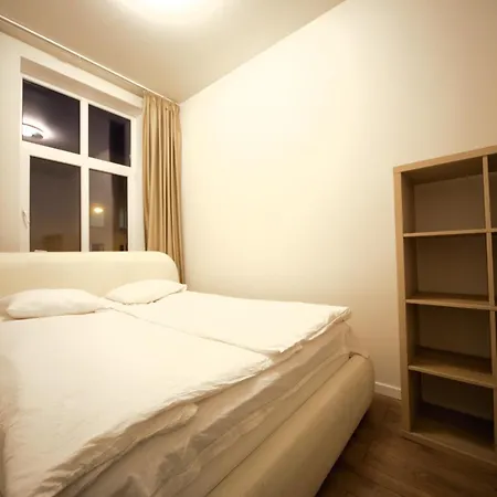 Two Bedroom With Private Parking Apartamento