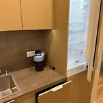 Two Bedroom With Private Parking Lägenhet