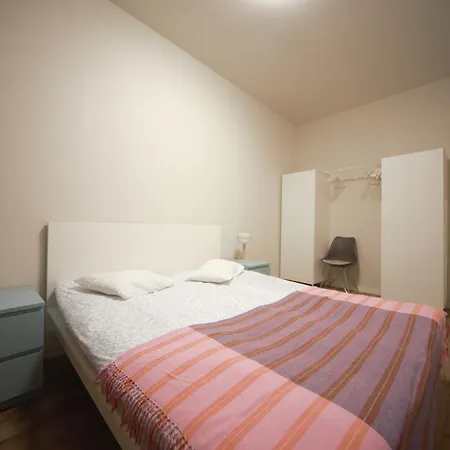 Two Bedroom With Private Parking Riga