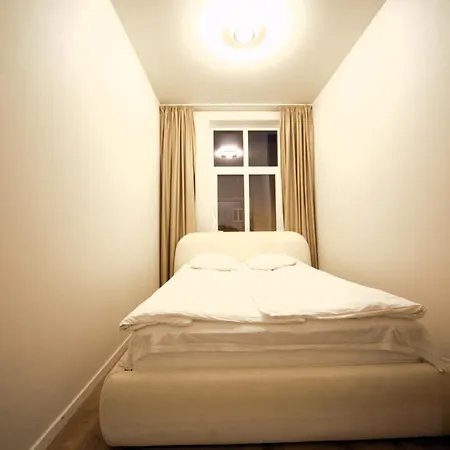 Appartement Two Bedroom With Private Parking