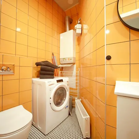 Two Bedroom With Private Parking * Riga