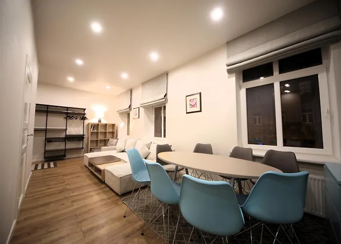 Two Bedroom With Private Parking Dzīvoklis *